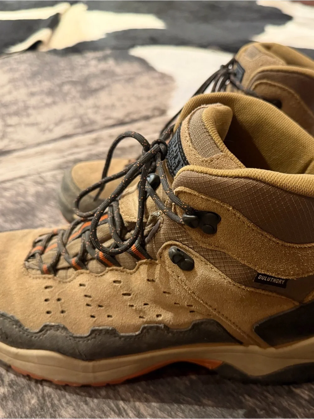 Duluth Trading Co Men’s Tan Brown Hiking Boots size 12